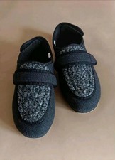 Pavers Easy Fit Slippers Size