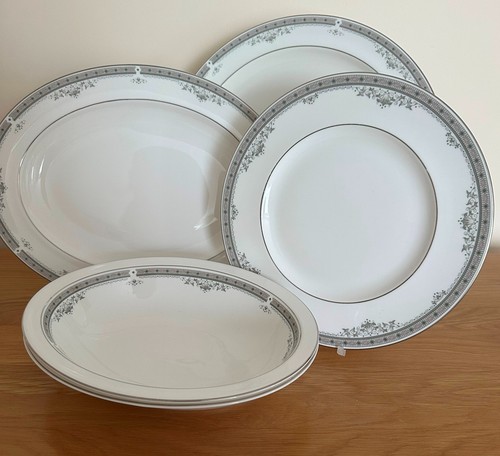 Selection royal doulton - selection, of
