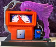 Hot Wheels Gas Station Playset