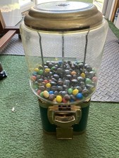 Gumball vending machine 20p - vending,