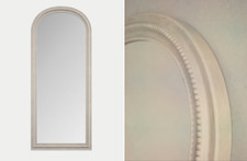 Marks & Spencer Daphne Arch