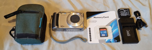 Working silver panasonic lumix - working,