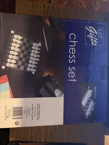 Just gifts glass chess set - gifts,