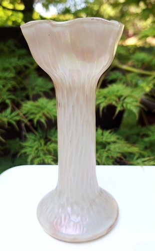 Art nouveau kralik irridescent - art,