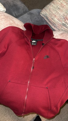 Old season nike tech - season,