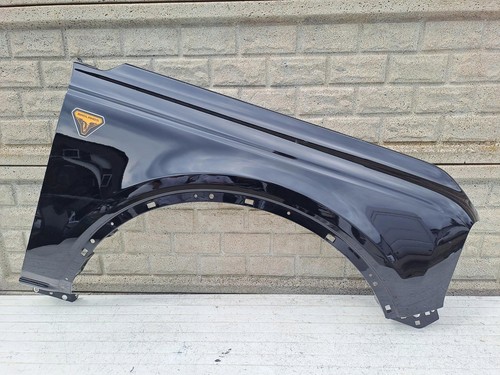Ford bronco front right - ford,