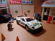 Jacks Garage  SCX Slot car Ferrari F-40 toptip ,strong engine, all lights