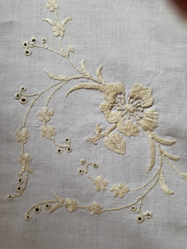 Beautiful edwardian linen - beautiful,