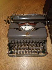 Imperial typewriter Model 3  Good Companion - With Case