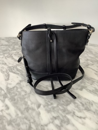 Jigsaw black leather - black,