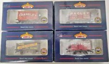 Bachmann 7/8 Plank Wagons