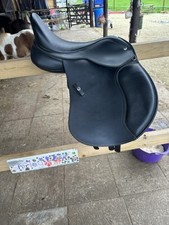 wintec 500 pony saddle, 15inch, 38cm Black