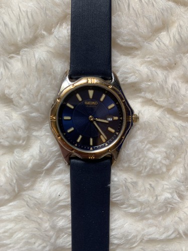 Ladies small vintage seiko - small,