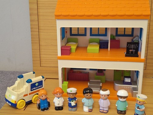 Elc happyland hospital lights - hospital,