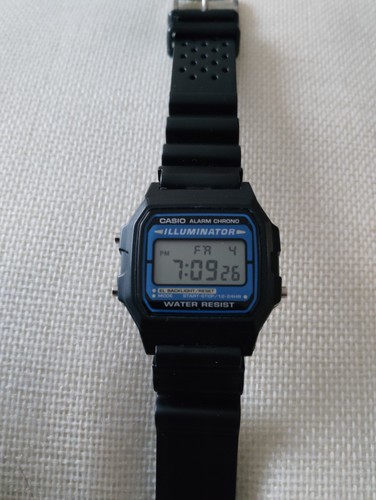 Casio f105w illuminator - casio, f105w-1a