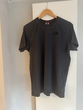 The North Face T-Shirt Medium