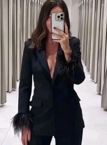 Zara black feather - black,