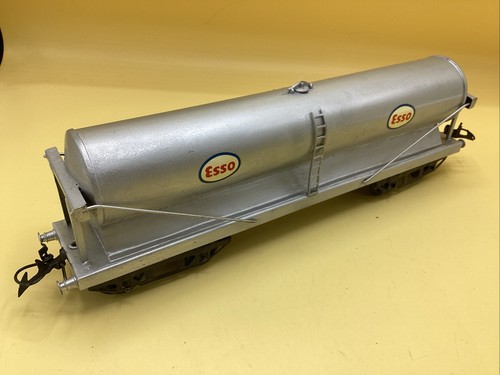 Gauge flat truck with esso - gauge,