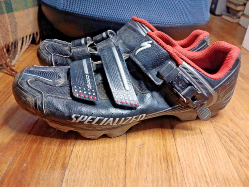 Specialized mountain bike - specialized,