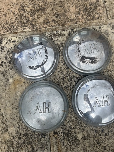 Austin healey sprite hub caps - hub,