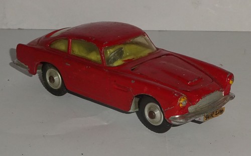 Corgi 218 aston martin - aston,