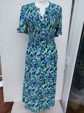 Dannii Minogue Size 16 Petite