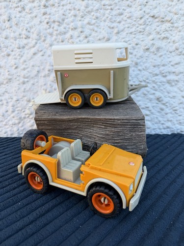 Schleich retired horse trailer - schleich,