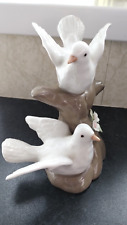 Cascades Made In Spain Porcelain Figurine 2 Doves On A Branch Approx 5.5"