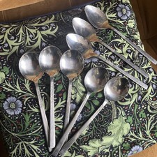 Viners Love Story Vintage soup Spoons And Dessert Spoons. 8 In Total
