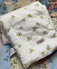 White Bee Print Cath Kids -