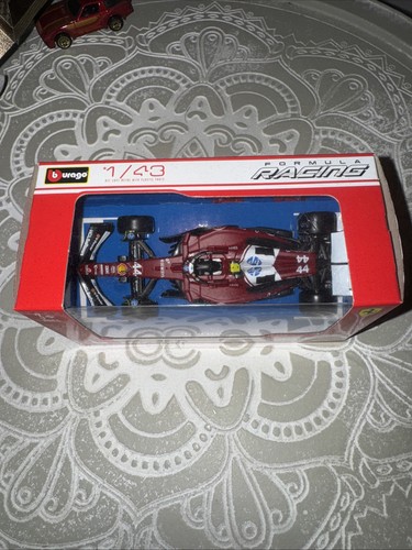 Bburago ferrari sf25 - ferrari,