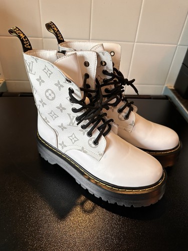 Martens white monogram - dr.martens,