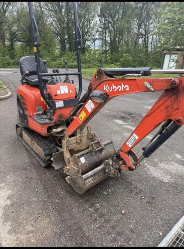 Kubota mini digger - kubota,
