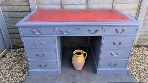 Painted kneehole pedestal - painted,