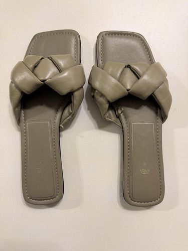 Zara beige padded knot slide - knot,