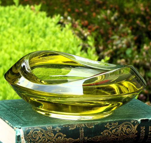 Rosice glass freeform bowl
