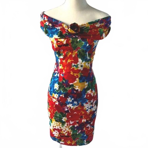 Iconic vintage 90s - , floral