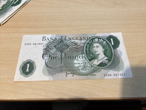 Queen elizabeth 1960 - elizabeth, page