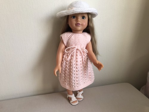 Hand knitted dolls clothes - hand, for