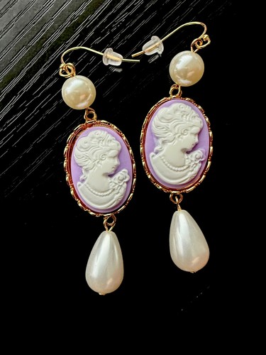 Elegant vintage cameo - vintage, earrings