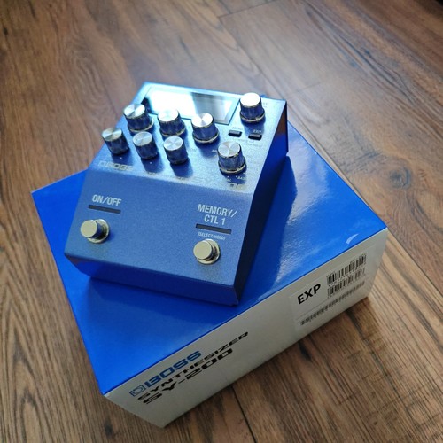 Near mint boss 200 - near,