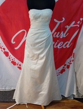Wedding Dress size 8 ivory