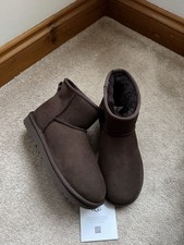 GENUINE UGG BOOTS W CLASSIC