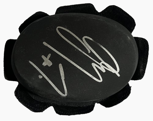 Wayne gardner hand signed - signed, knee