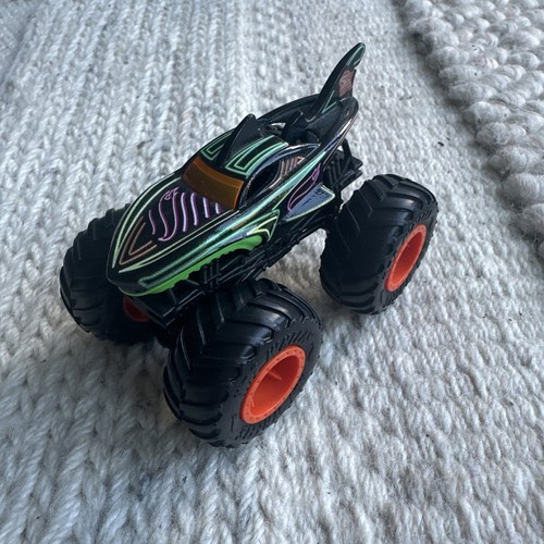 Hot wheels monster - monster,