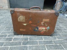 Vintage Pukka Luggage Travel Trunk , unrestored. Early model 3635. 