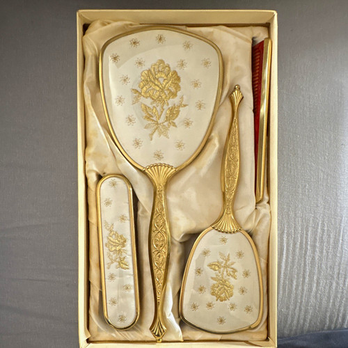 Vintage floral vanity set - vintage,