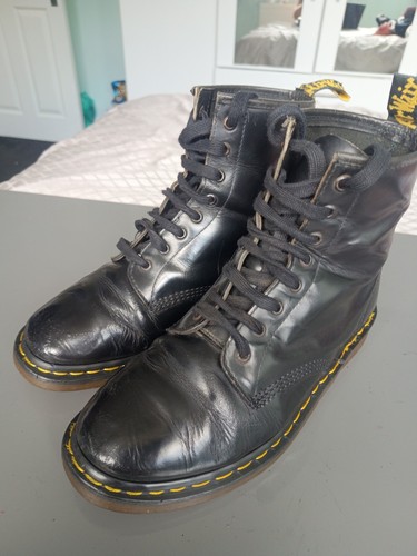 Martens vintage boots size - martens,