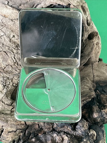 Vintage ladies powder compact - ladies,