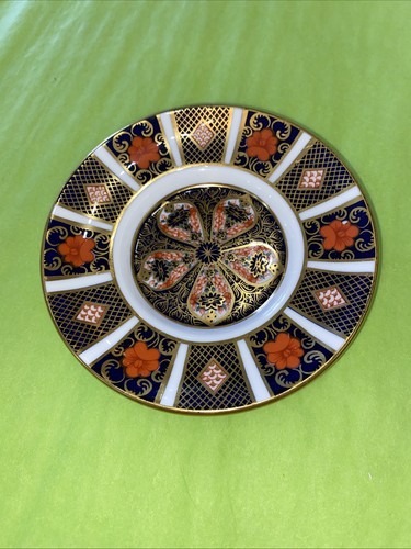 Royal crown derby - crown, imari